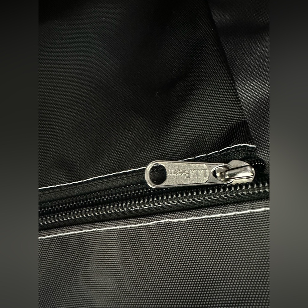 L.L. Bean Black Tote Duffel Bag - Picture 4 of 9